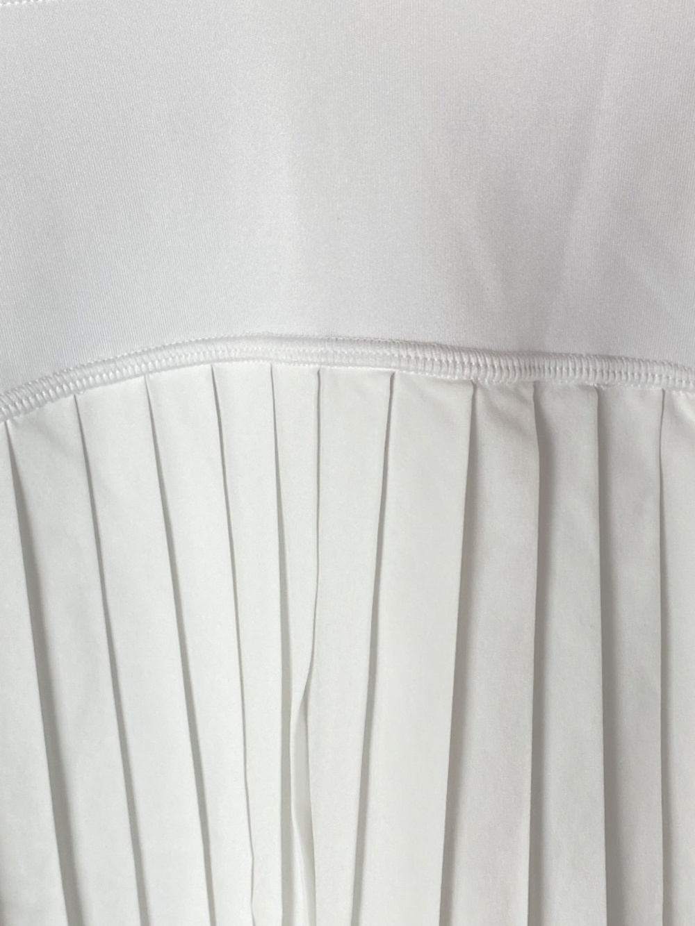 Wilson All Court Long Sleeve Tennis Dress in White Size XS - Picture 11 of 11